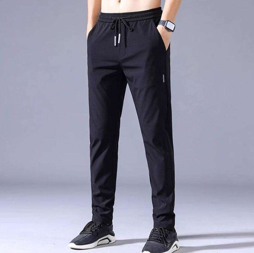 18652