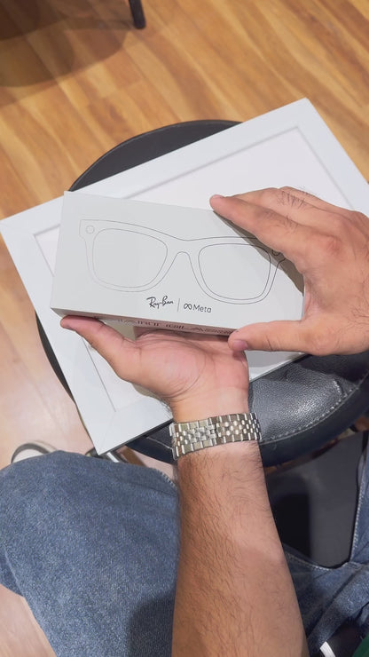 RayBan META AI – Full Black Plano