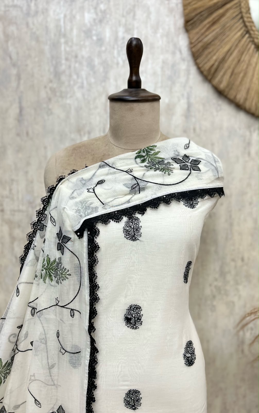 Elegant Mul Chanderi 3-Piece Suit
