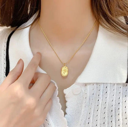 Rose chain made of anti-tarnish stainless steel