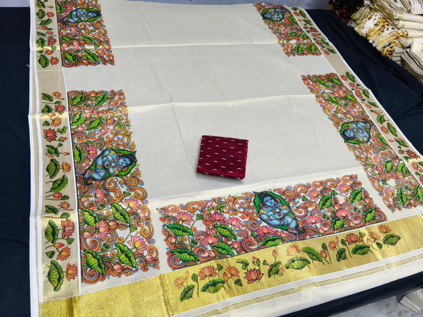 Premium Tissue Mural Print Saree