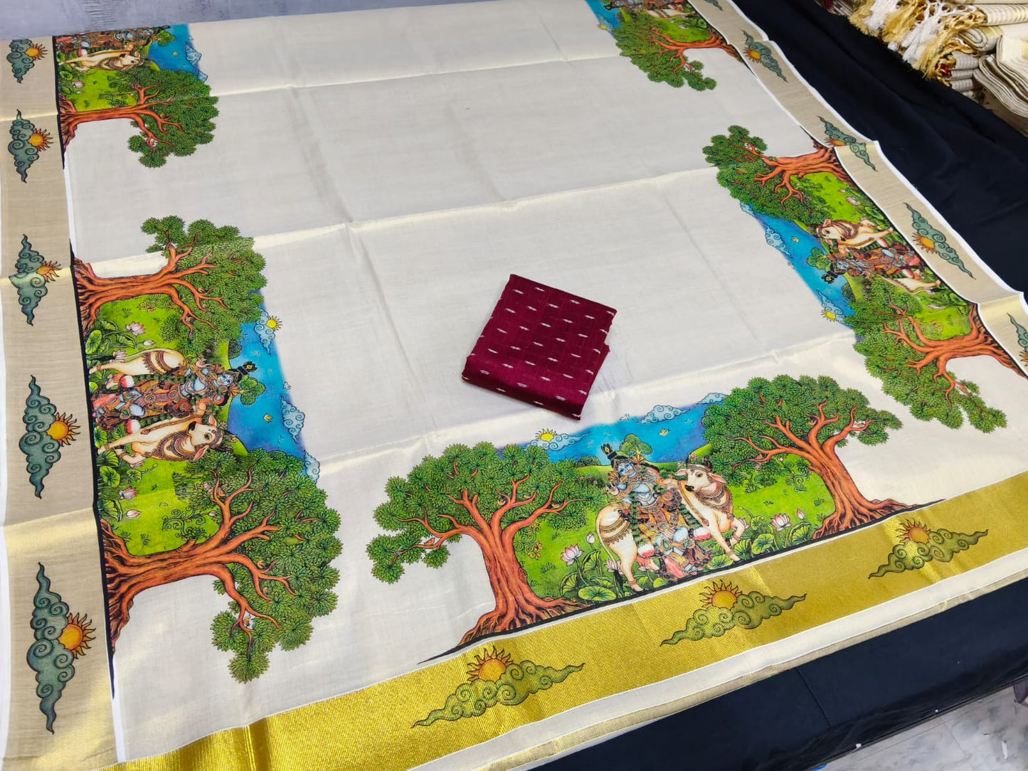 Premium Tissue Mural Print Saree