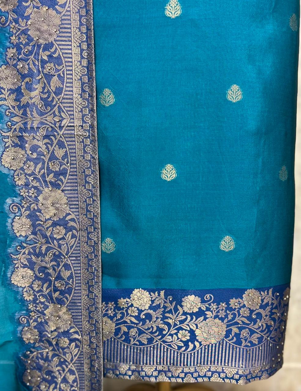 Grace Meets Tradition with Our Premium Kanjivaram Silk Collection