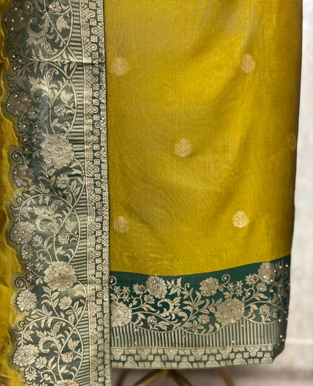 Grace Meets Tradition with Our Premium Kanjivaram Silk Collection