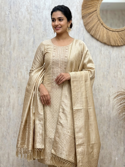 Giraffe Tissue Unstitched 3-Piece Suit